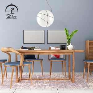Lampe à suspension globe moderne avec abat-jour en verre globe blanc Luminaire suspendu doré du milieu du siècle