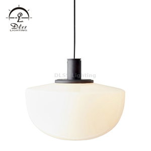 Fabriqué en Chine Lampe suspendue en verre blanc hémisphère pour une utilisation en intérieur
