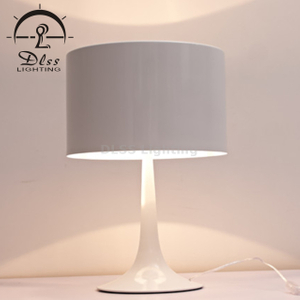 Lampes de chevet, lampe de table minimaliste à abat-jour blanc, lampe de chevet, lampe de bureau
