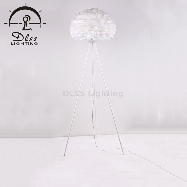 Project Lighting Solution Lampe de table trépied en plumes blanches et grises Lampadaire 9812